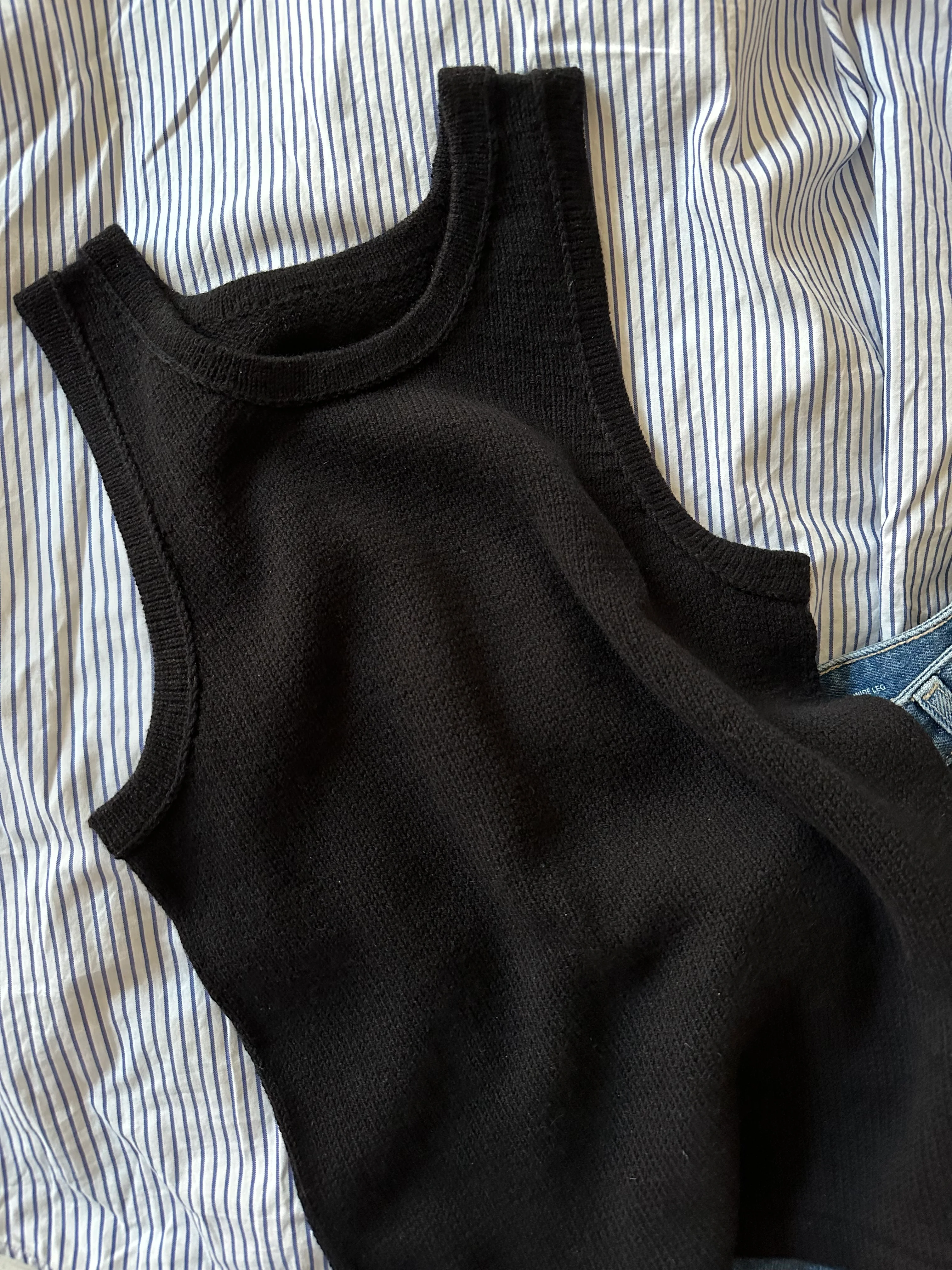 Camisole No. 9 - ENGLISH - Image 9