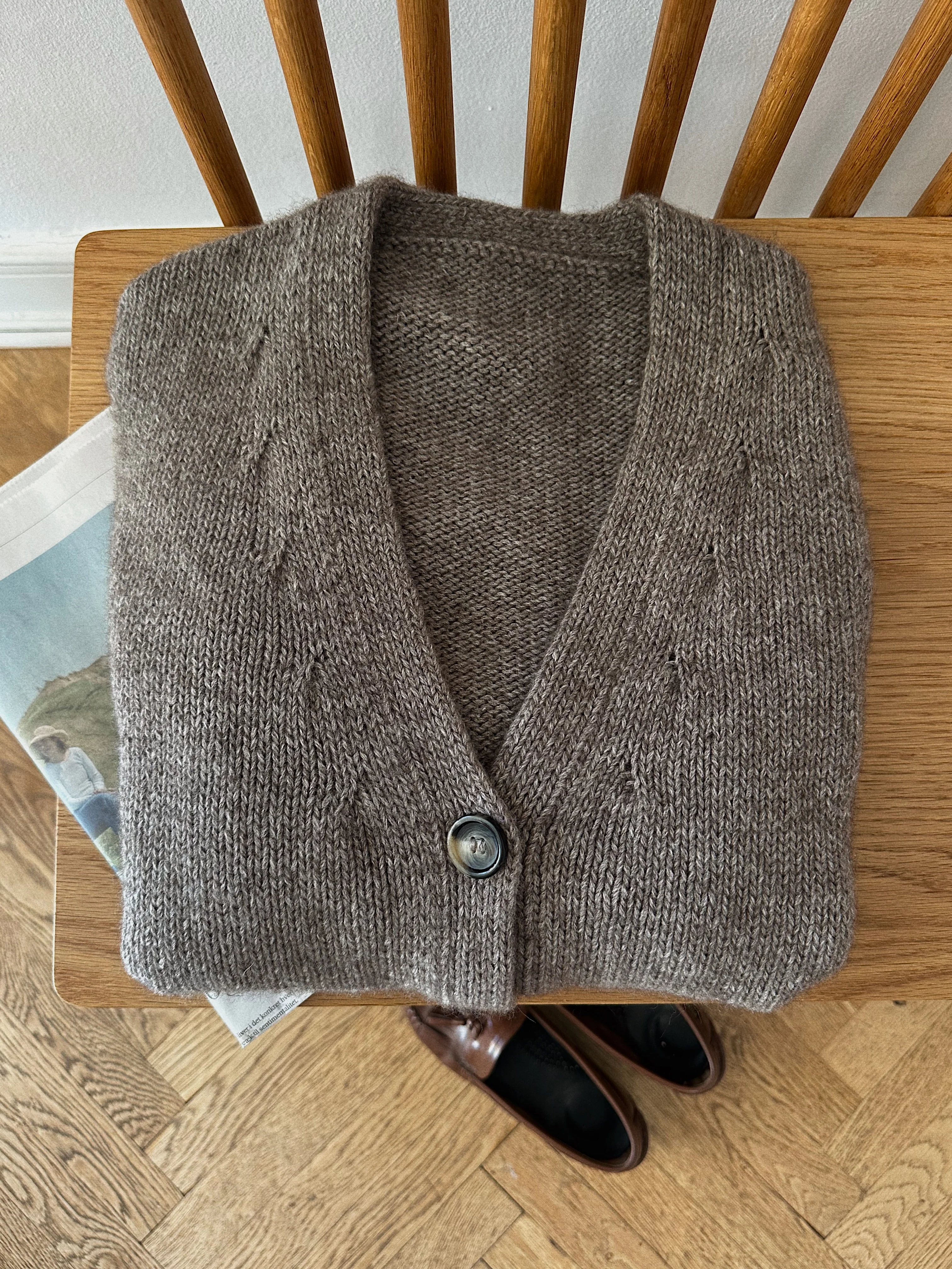 Cardigan No. 10 - ENGLISH - Image 17