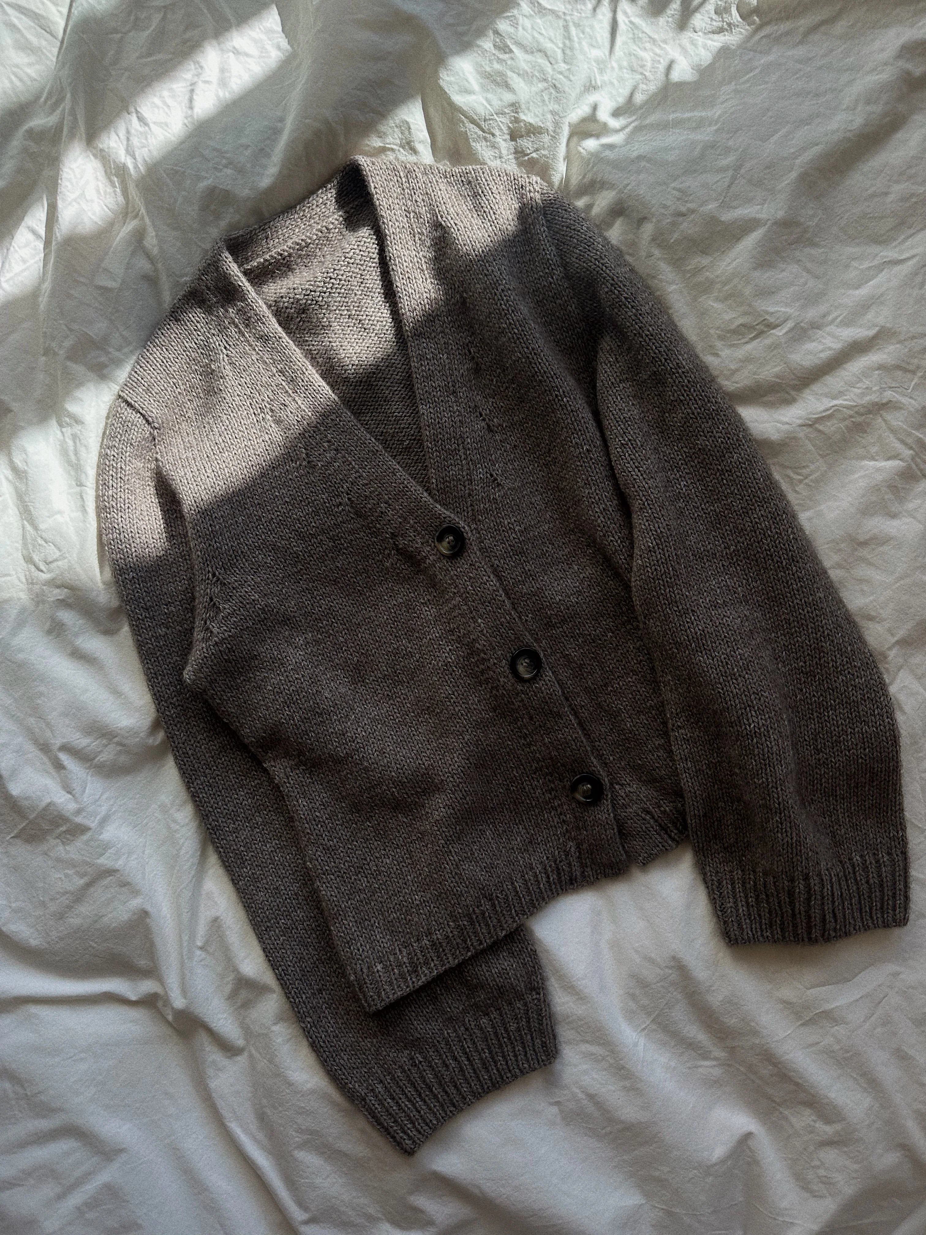 Cardigan No. 10 - ENGLISH - Image 9