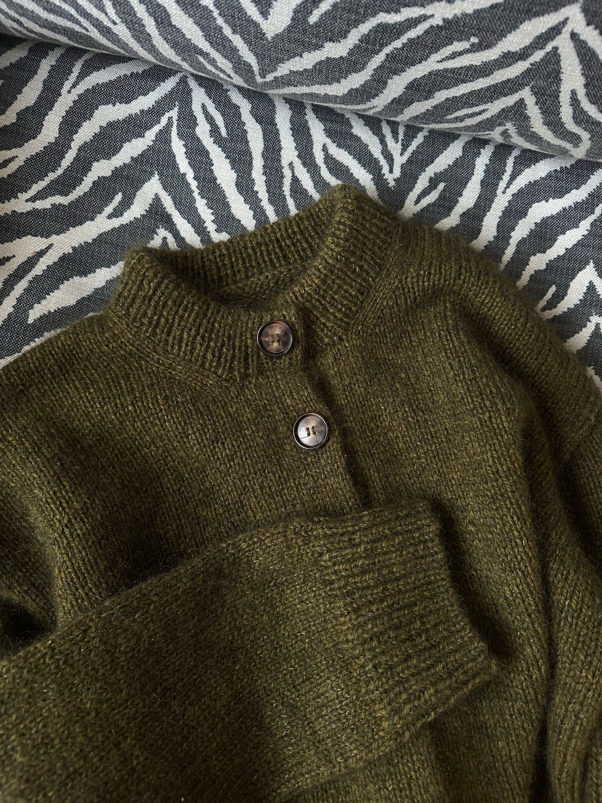 Cardigan No. 11 - ENGLISH - Image 14