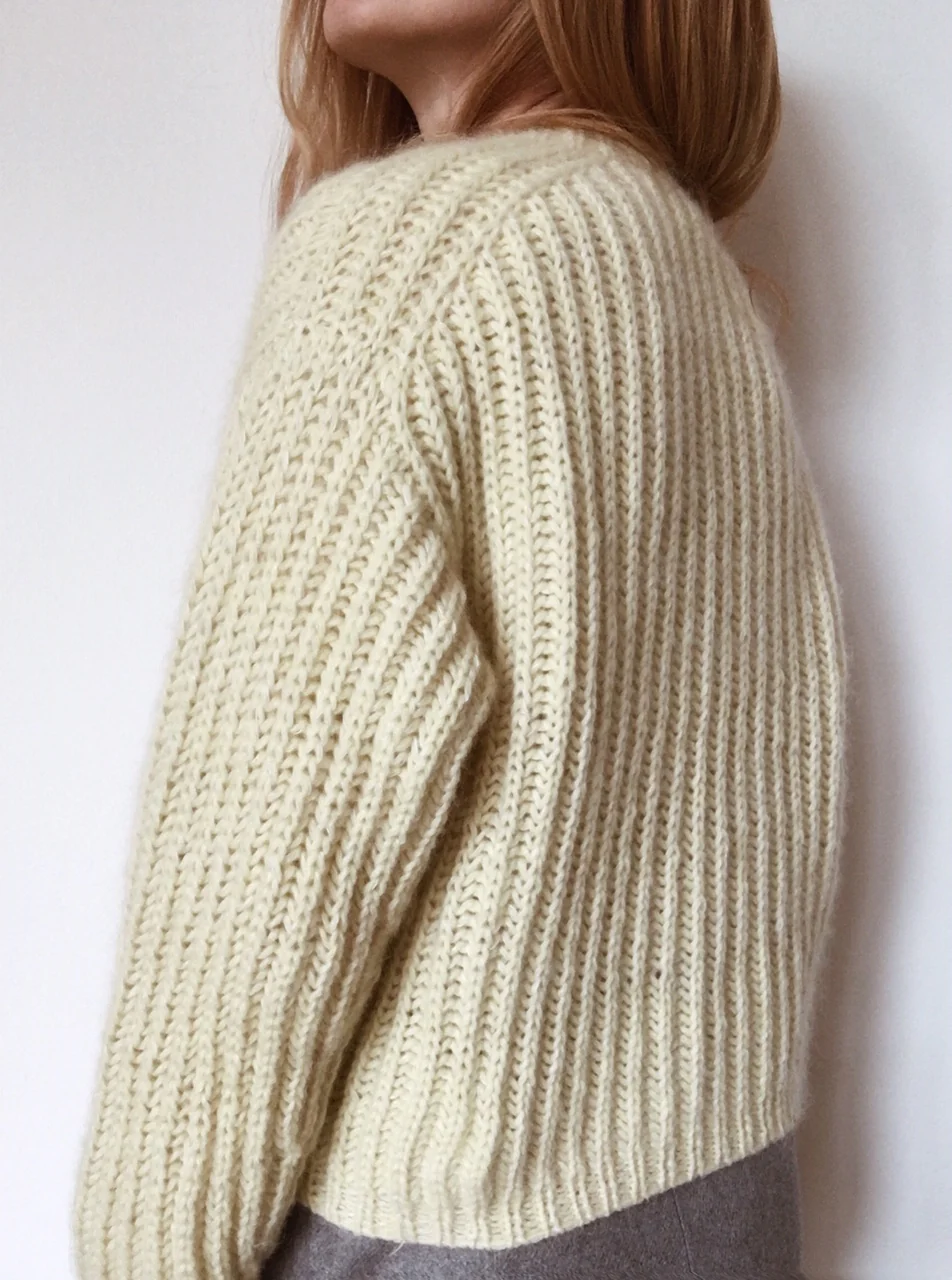 Cardigan No. 5 - DEUTSCH - Image 2