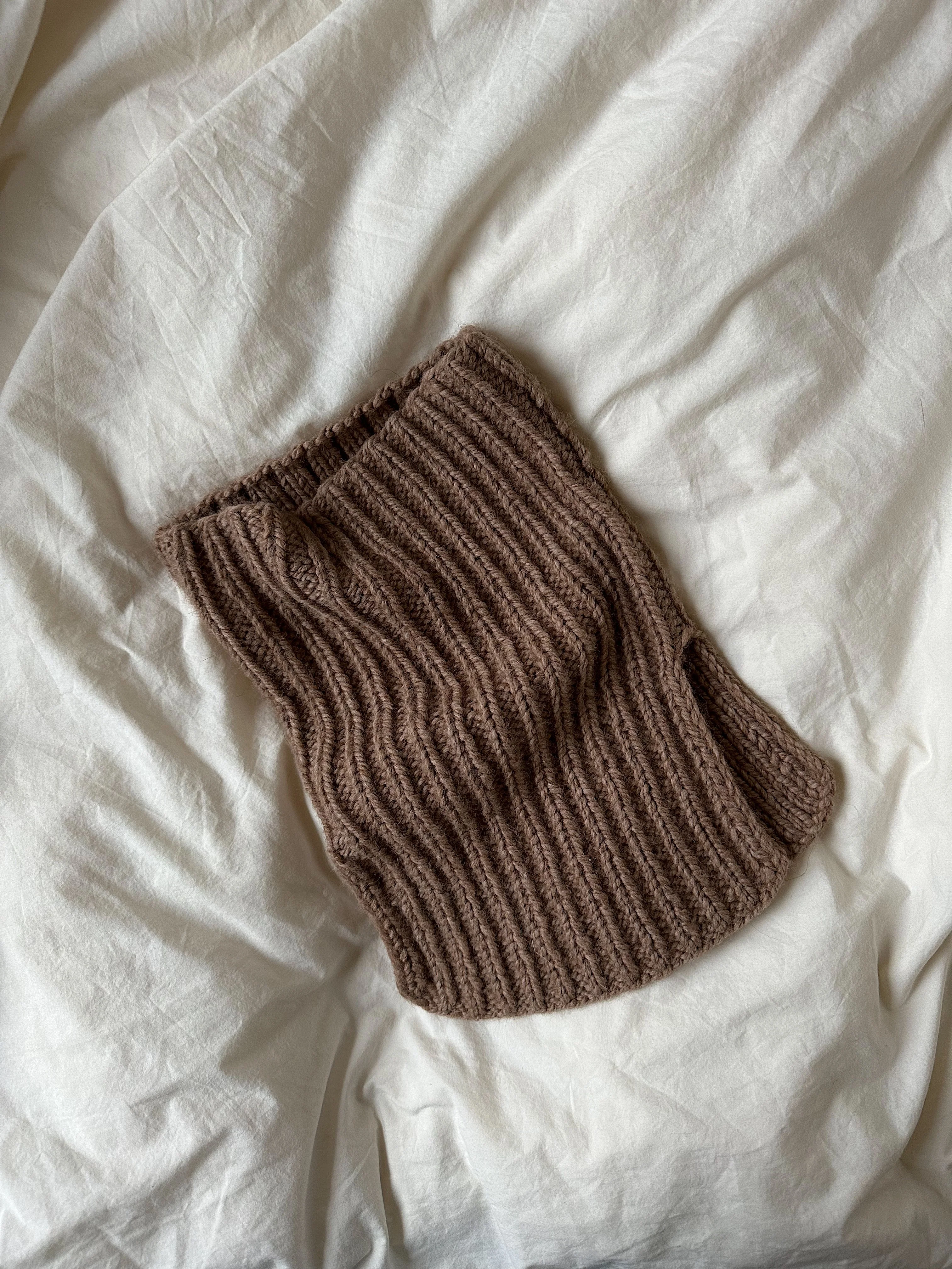 Nellie Neck Warmer - ENGLISH - Image 11