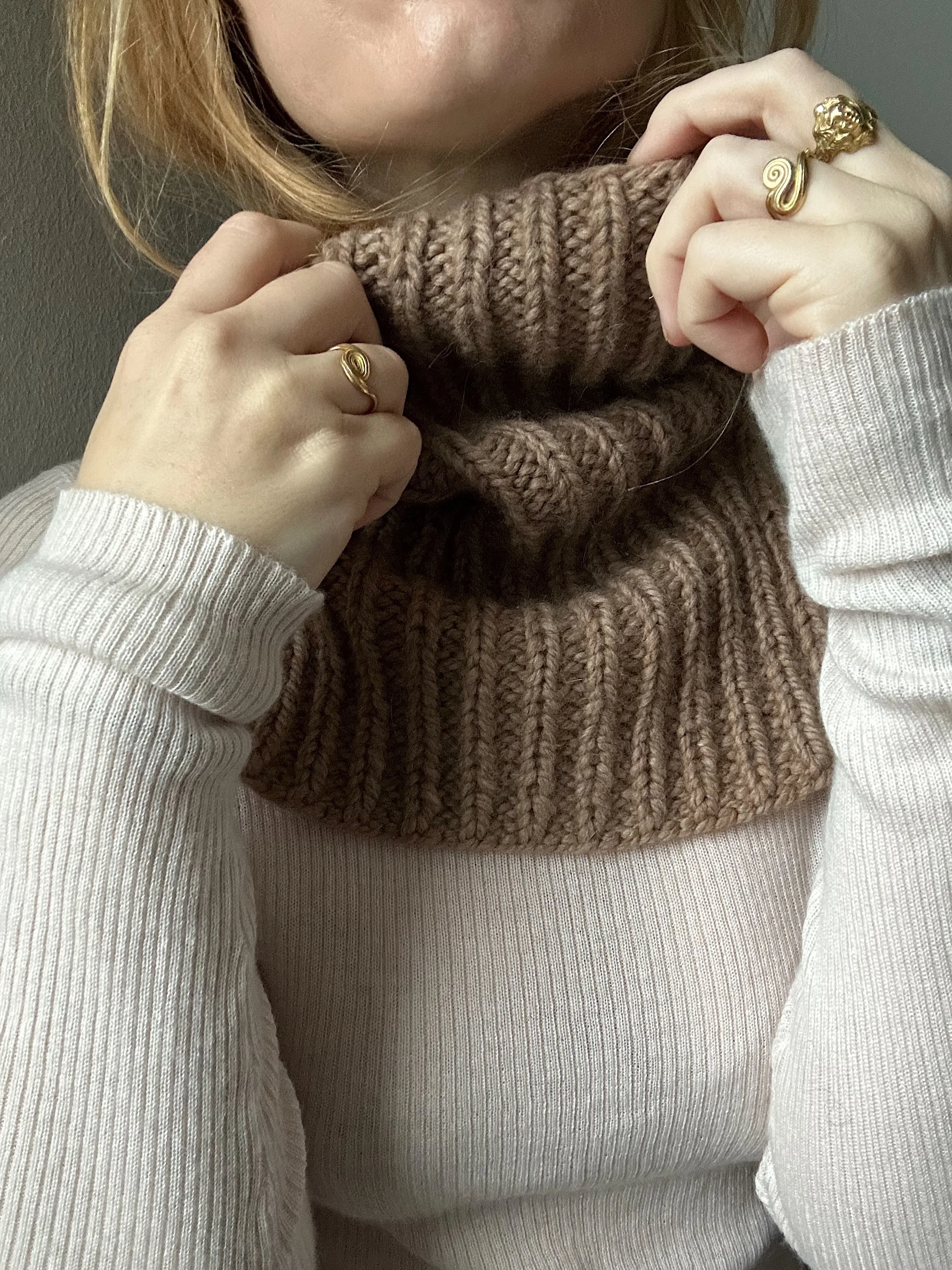 Nellie Neck Warmer - NORSK - Image 6