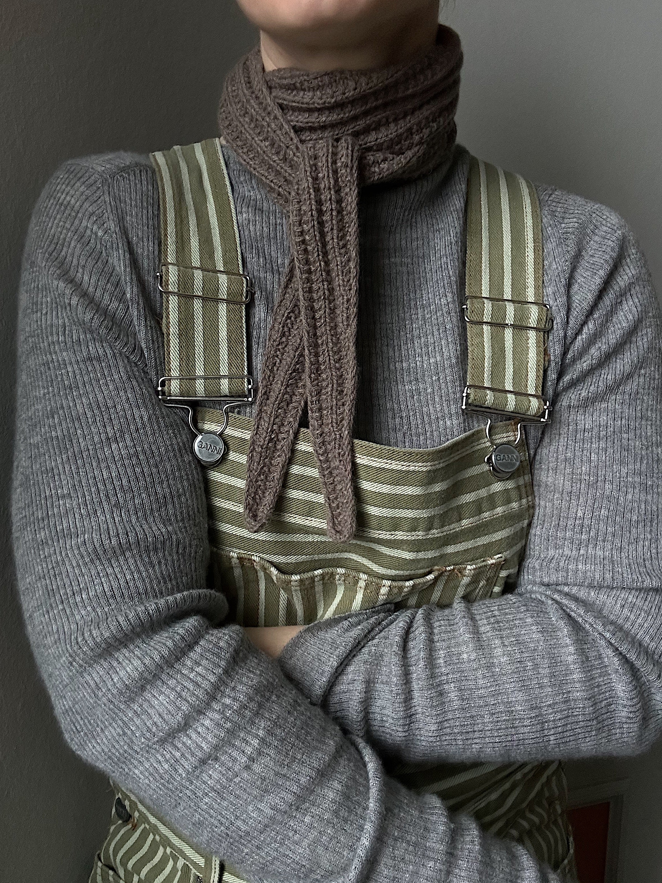 Scarf No. 3 - DEUTSCH