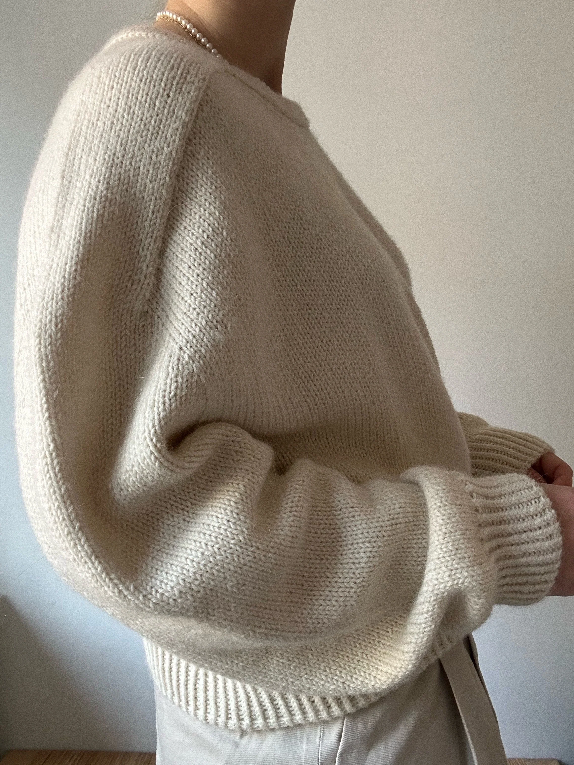 Sweater No. 26 - ENGLISH - Image 6