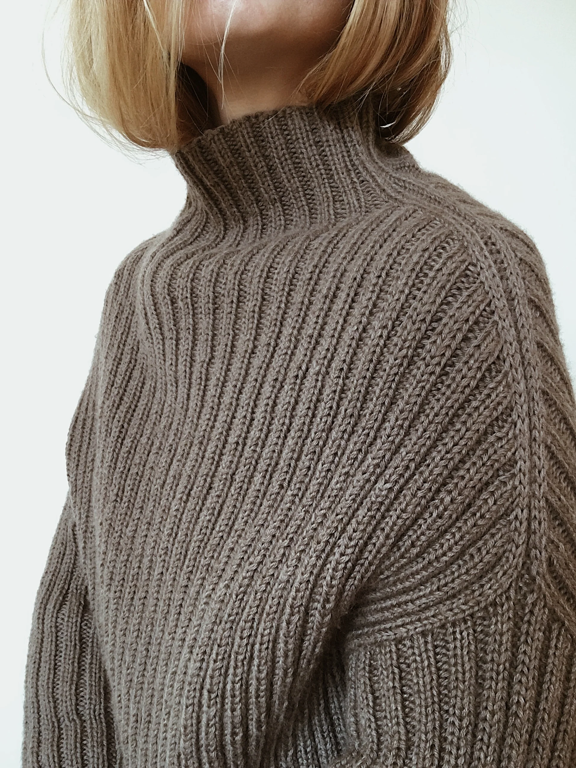 Sweater No. 8 - NORSK - Image 3
